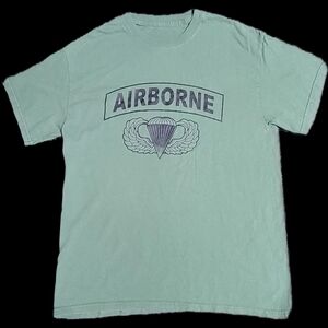 Airborne tshirt. Unbranded. Used in great shape.  Army green large size.
